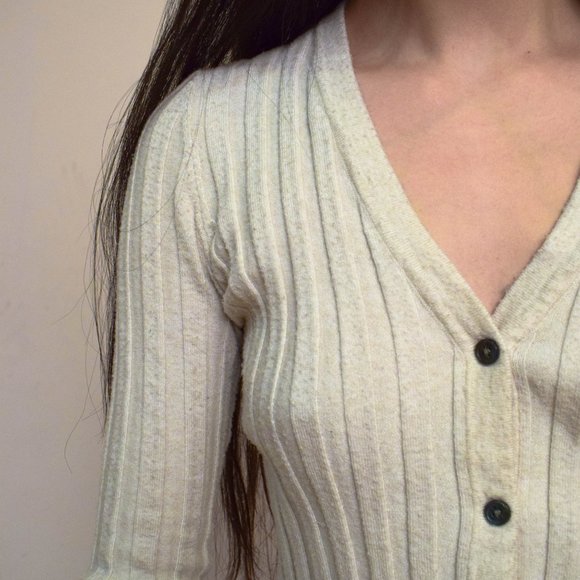 Cream Knit Cardigan - Picture 4 of 4